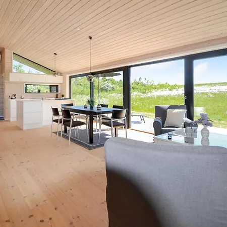 Three-bedroom In 別荘 Grenå