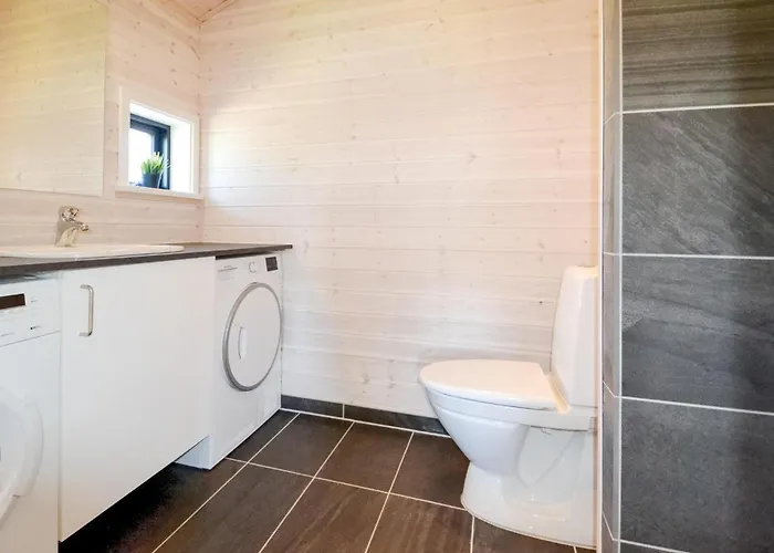 Hébergement de vacances Three-bedroom In *